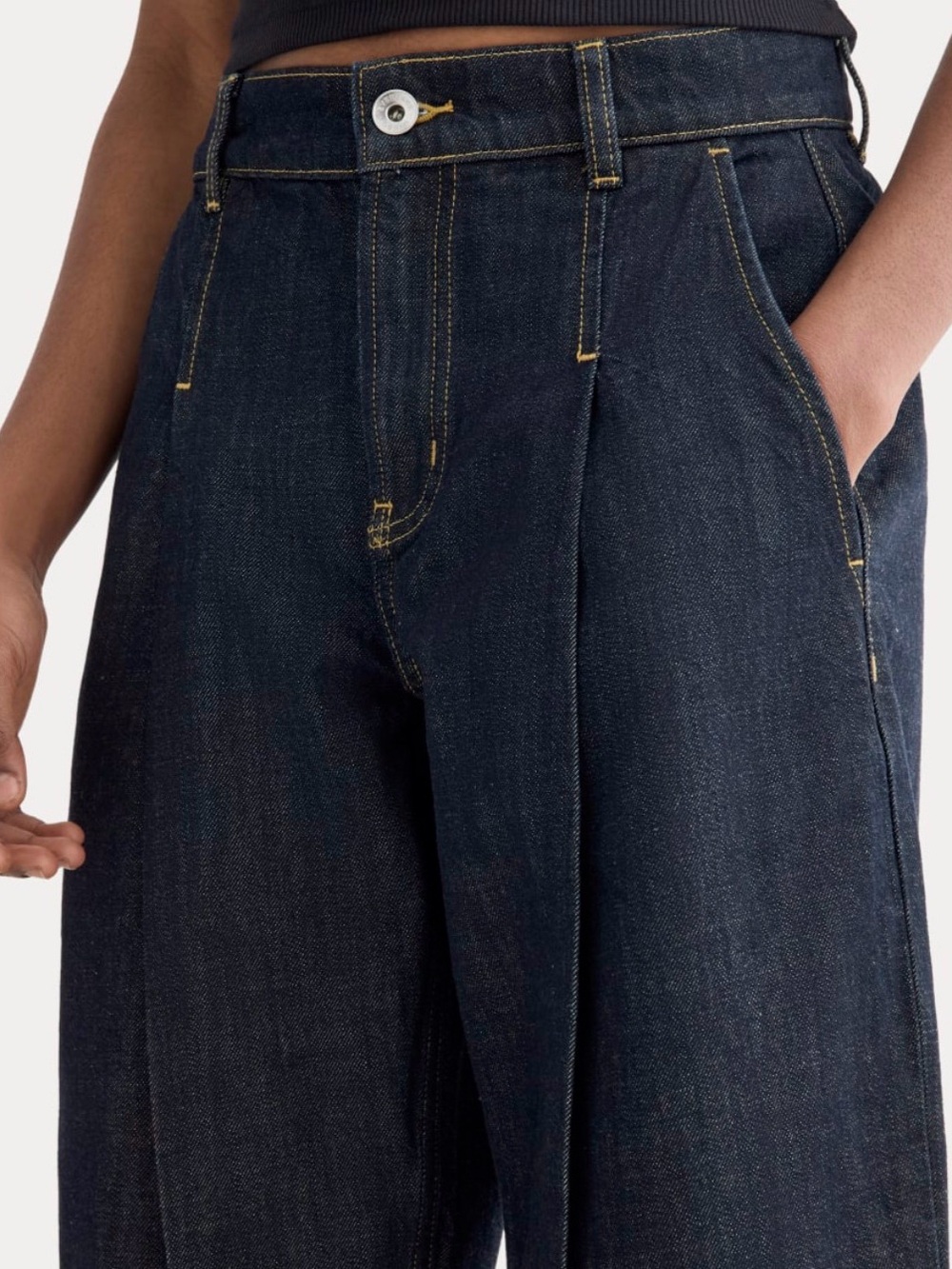 High Rise Pleated Jean - Picture 4 of 12
